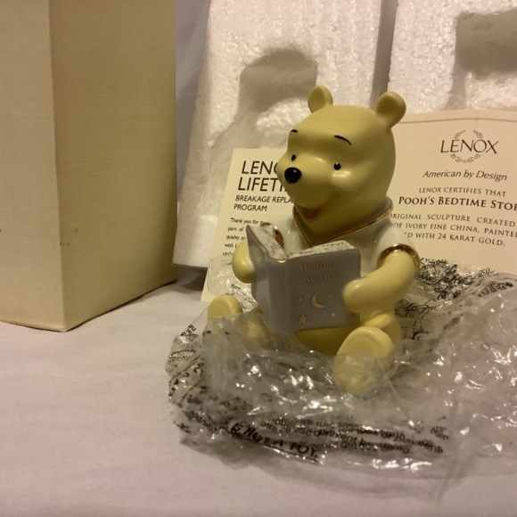 Lenox Collectible Disney Winnie the Pooh Figurine+book Bedtime Stories+COA NIB - Picture 3 of 10